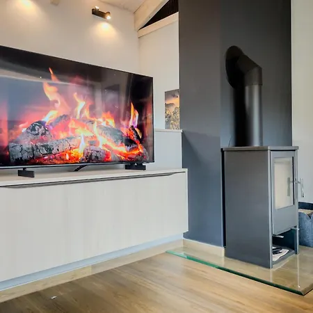 Eliska - Modern Family Loft Direct On Slope And Forest Apartmán *