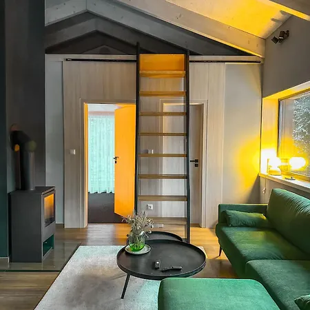 Eliska - Modern Family Loft Direct On Slope And Forest * Ruzomberok