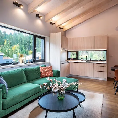 Eliska - Modern Family Loft Direct On Slope And Forest Appartement Ruzomberok
