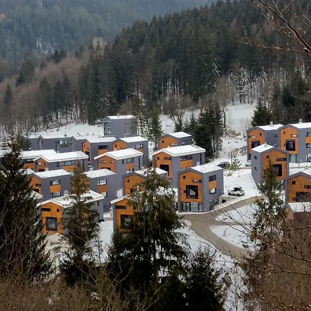 Eliska - Modern Loft On Slope *