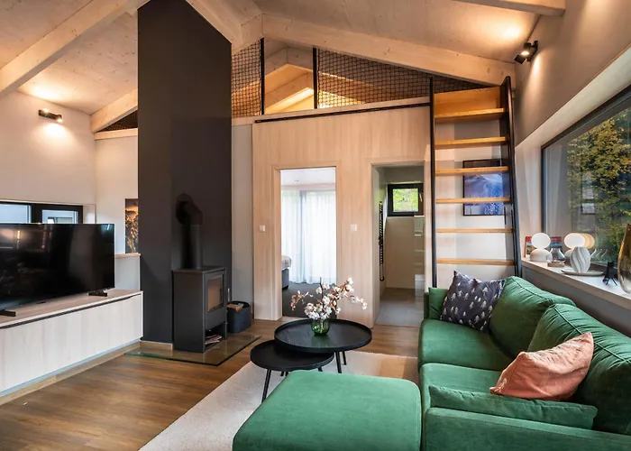 Eliska - Modern Family Loft Direct On Slope And Forest * 루좀베로크